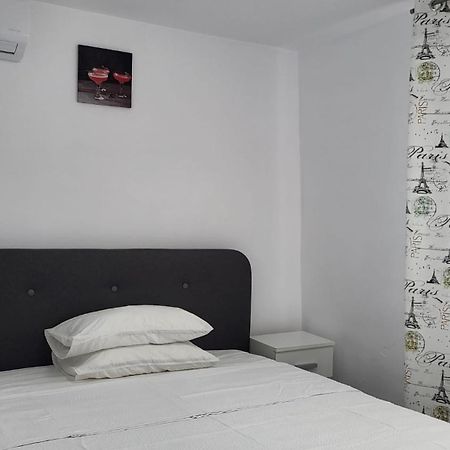 Pensiunea Vila Ysy - Eforie Nord Exteriör bild